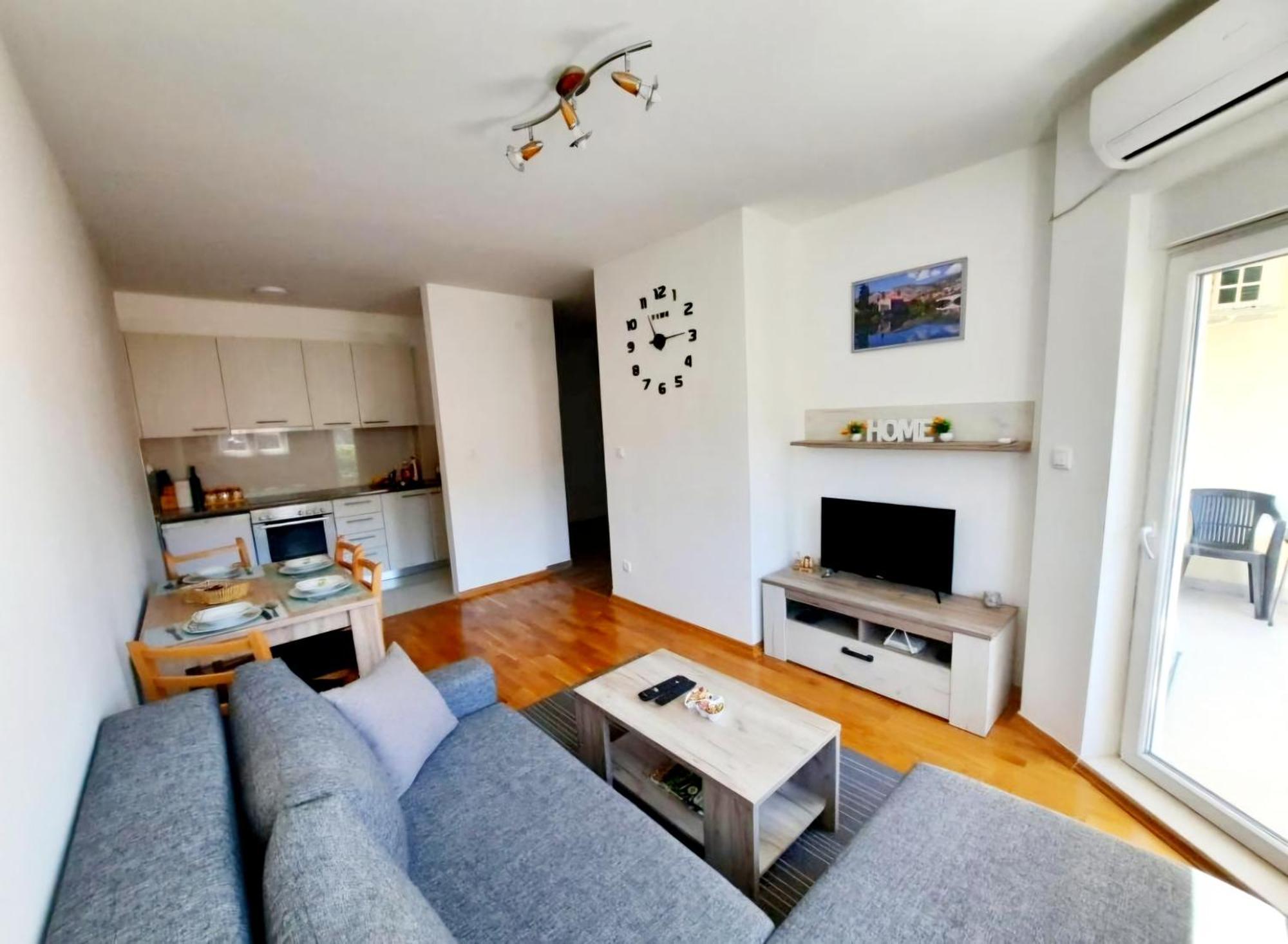 Apartman Panorama 特雷比涅 外观 照片